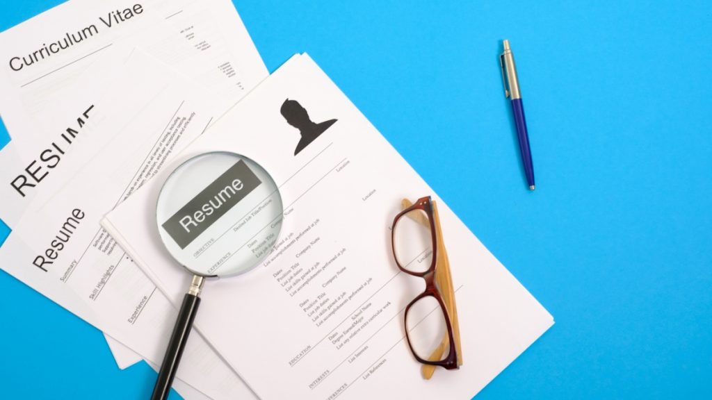 How to designate the desired position on your resume